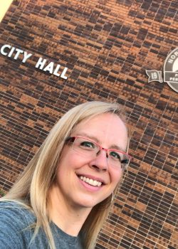 Nakahodo City Hall Selfie